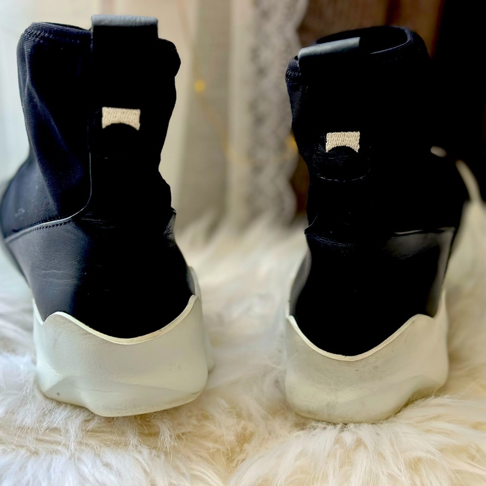 women’s sportive shoes
